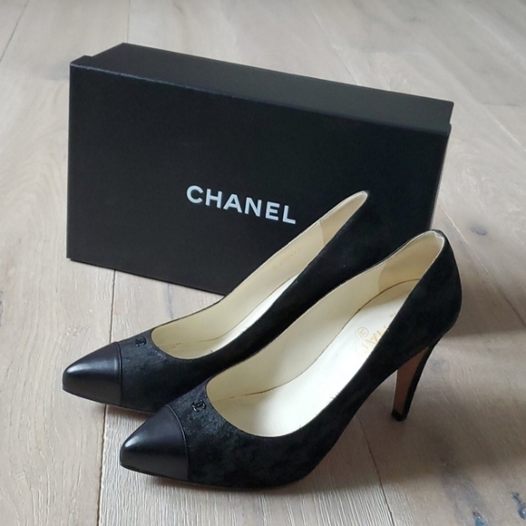CHANEL Shoes - Chanel pumps size 39.5